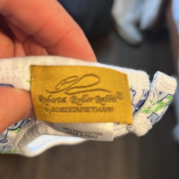 Roller Rabbit bib - Picture 2 of 3